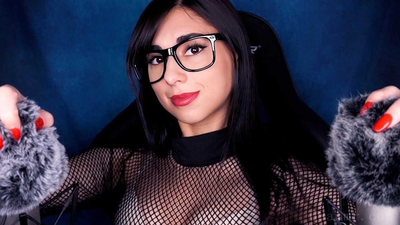 ASMR 倒计时睡眠(带有蓬松的麦克风刮擦和轻柔的耳语)-