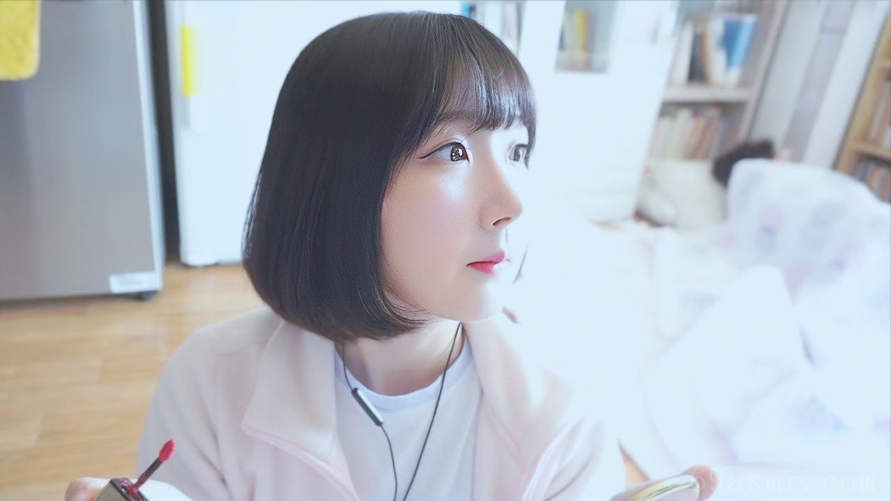 [韩语 ASMR、ASMR 韩语、非 ASMR]️注意日常噪音️在正在打盹的祖母旁边拍张 ASMR 照片（漱口、化妆、敲击）-