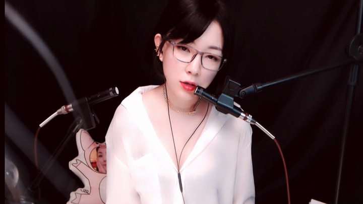 肉淼淼ASMR-用羽毛棒清理大夫的疲惫