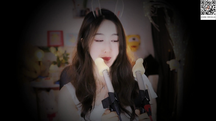 绮夏ASMR-10.2更新rode吃耳弹舌 (1)